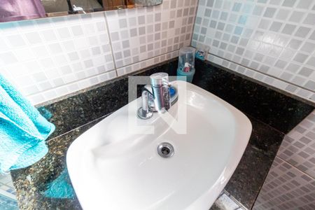 Casa à venda com 305m², 3 quartos e 6 vagas Casa à venda com 305m², 3 quartos e 6 vagasBanheiro da Suíte 2