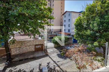 Casa à venda com 360m², 4 quartos e 2 vagas Casa à venda com 360m², 4 quartos e 2 vagasVaranda Sala