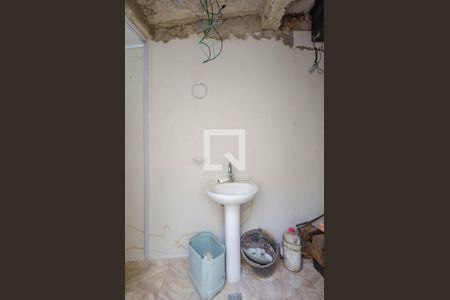 Casa à venda com 360m², 4 quartos e 2 vagas Casa à venda com 360m², 4 quartos e 2 vagasLavabo entrada