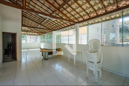 Casa à venda com 360m², 4 quartos e 2 vagas Casa à venda com 360m², 4 quartos e 2 vagasSala piso 2