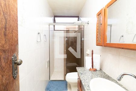 Casa à venda com 122m², 3 quartos e 2 vagas Casa à venda com 122m², 3 quartos e 2 vagasBanheiro Social