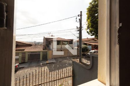Casa à venda com 122m², 3 quartos e 2 vagas Casa à venda com 122m², 3 quartos e 2 vagasVista do quarto 2