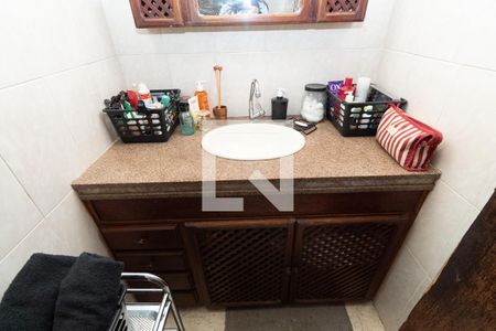 Casa à venda com 122m², 3 quartos e 2 vagas Casa à venda com 122m², 3 quartos e 2 vagasBanheiro da Suíte