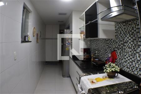 Casa à venda com 360m², 4 quartos e 2 vagasCozinha
