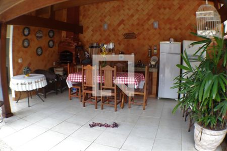 Casa à venda com 360m², 4 quartos e 2 vagasEspaço Gourmet