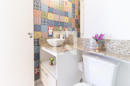 Apartamento à venda com 51m², 2 quartos e 1 vaga Apartamento à venda com 51m², 2 quartos e 1 vagaBanheiro