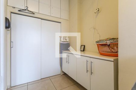 Apartamento à venda com 330m², 4 quartos e sem vagaArea de Serviço