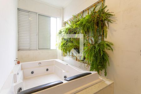 Apartamento à venda com 330m², 4 quartos e sem vagaBanheiro da Suíte 1