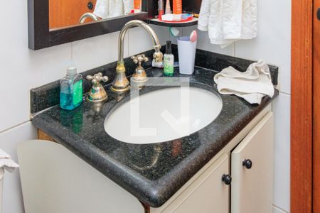 Apartamento à venda com 79m², 3 quartos e 3 vagas Apartamento à venda com 79m², 3 quartos e 3 vagasPia
