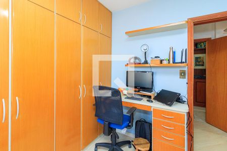 Apartamento à venda com 79m², 3 quartos e 3 vagas Apartamento à venda com 79m², 3 quartos e 3 vagasQuarto 1