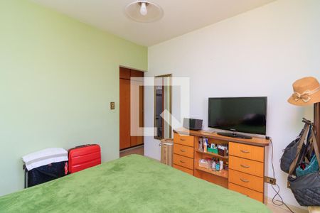 Apartamento à venda com 79m², 3 quartos e 3 vagas Apartamento à venda com 79m², 3 quartos e 3 vagasSuíte