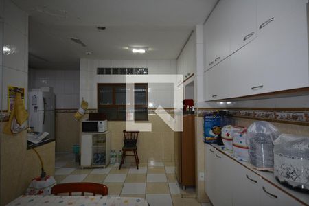 Casa à venda com 130m², 4 quartos e 2 vagasCozinha