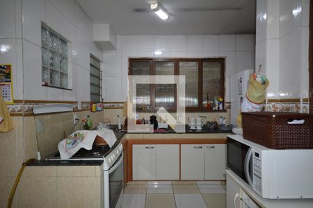 Casa à venda com 130m², 4 quartos e 2 vagasCozinha