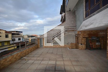 Casa à venda com 130m², 4 quartos e 2 vagasvaranda