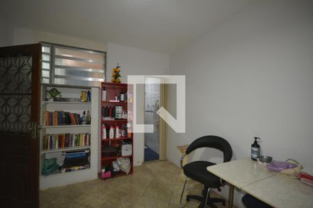 Casa à venda com 130m², 4 quartos e 2 vagasSuite 3