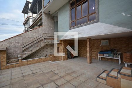 Casa à venda com 130m², 4 quartos e 2 vagasvaranda