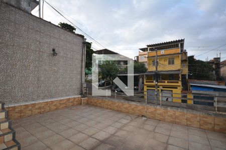 Casa à venda com 130m², 4 quartos e 2 vagasvaranda