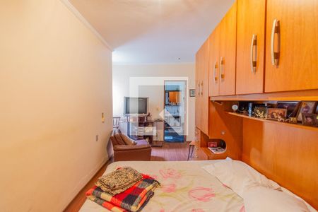 Casa à venda com 285m², 2 quartos e 3 vagas Casa à venda com 285m², 2 quartos e 3 vagasQuarto 2 - Suíte