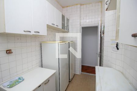 Apartamento para alugar com 150m², 2 quartos e 1 vaga Apartamento para alugar com 150m², 2 quartos e 1 vagaCozinha - Armários