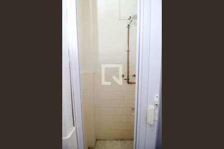 Apartamento para alugar com 150m², 2 quartos e 1 vaga Apartamento para alugar com 150m², 2 quartos e 1 vagaBanheiro de Serviço
