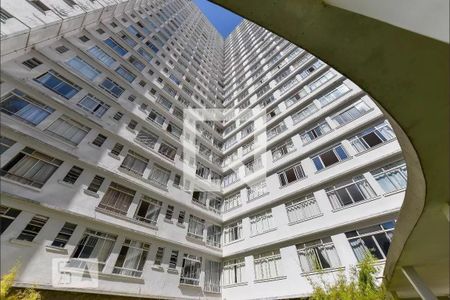 Apartamento para alugar com 106m², 2 quartos e sem vaga Apartamento para alugar com 106m², 2 quartos e sem vagaFachada