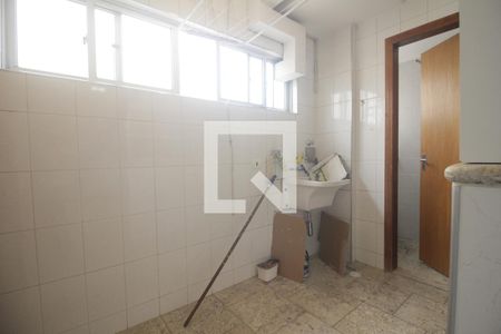 Apartamento à venda com 100m², 3 quartos e 2 vagasÁrea de Serviço