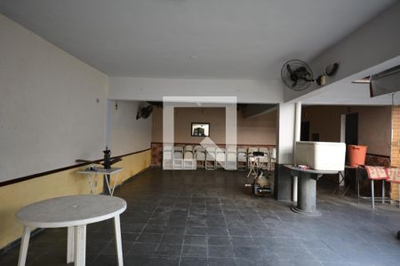 Casa à venda com 250m², 4 quartos e 5 vagasÁrea comum - Churrasqueira