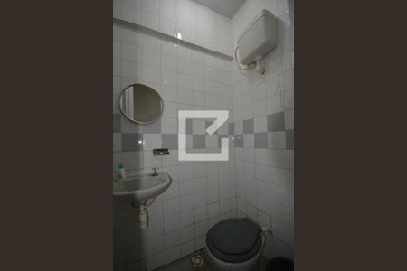 Casa à venda com 250m², 4 quartos e 5 vagasBanheiro 4