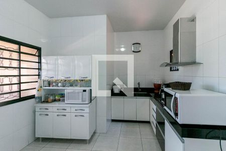 Casa à venda com 325m², 3 quartos e 1 vaga Casa à venda com 325m², 3 quartos e 1 vagaCozinha