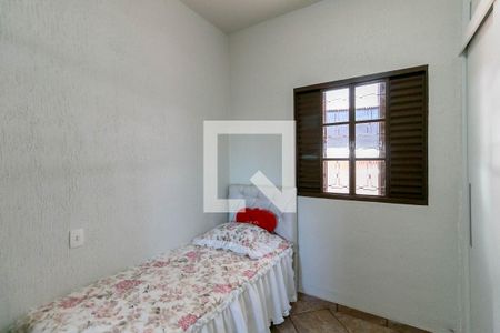 Casa à venda com 325m², 3 quartos e 1 vaga Casa à venda com 325m², 3 quartos e 1 vagaQuarto 2