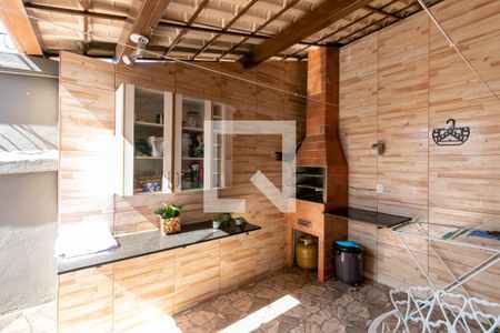 Casa à venda com 325m², 3 quartos e 1 vaga Casa à venda com 325m², 3 quartos e 1 vagaÁrea Gourmet