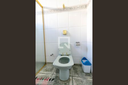 Casa à venda com 325m², 3 quartos e 1 vaga Casa à venda com 325m², 3 quartos e 1 vagaBanheiro da Suíte