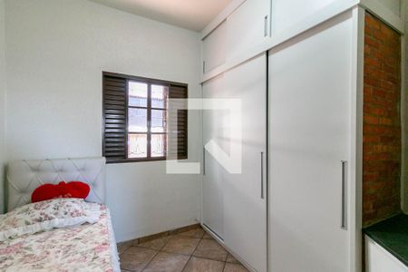 Casa à venda com 325m², 3 quartos e 1 vaga Casa à venda com 325m², 3 quartos e 1 vagaQuarto 2