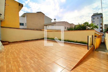 Casa à venda com 100m², 3 quartos e sem vagaQuintal