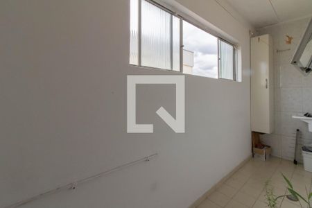 Apartamento à venda com 61m², 1 quarto e 1 vagaÁrea de Serviço