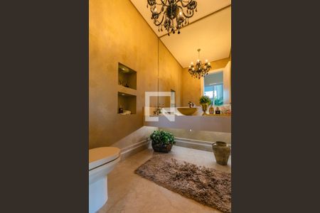 Casa de condomínio à venda com 740m², 5 quartos e 3 vagasLavabo