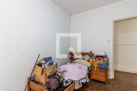 Casa à venda com 272m², 4 quartos e 4 vagas Casa à venda com 272m², 4 quartos e 4 vagasQuarto 2