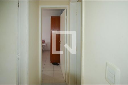 Apartamento à venda com 60m², 2 quartos e 1 vaga Apartamento à venda com 60m², 2 quartos e 1 vagaCorredor