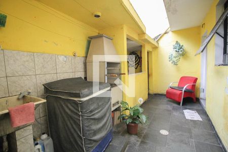 Casa à venda com 100m², 2 quartos e sem vagaarea de serviço / churrasqueira