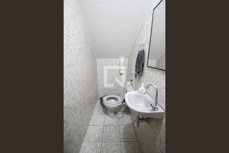 Casa à venda com 100m², 2 quartos e sem vagalavabo