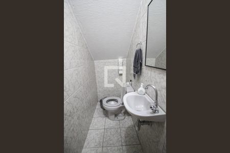 Casa à venda com 100m², 2 quartos e sem vagalavabo