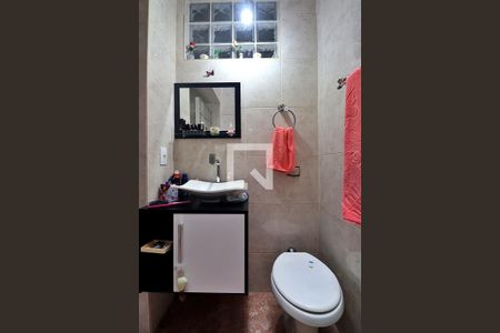 Casa à venda com 288m², 3 quartos e 3 vagasBanheiro da Suíte 1