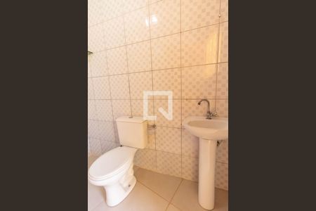 Casa à venda com 300m², 3 quartos e 4 vagas Casa à venda com 300m², 3 quartos e 4 vagasBanheiro de serviço