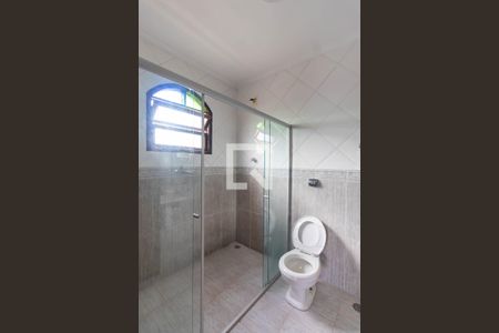 Casa à venda com 300m², 3 quartos e 4 vagas Casa à venda com 300m², 3 quartos e 4 vagasBanheiro da Suíte 1