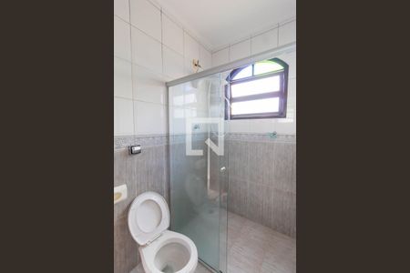 Casa à venda com 300m², 3 quartos e 4 vagas Casa à venda com 300m², 3 quartos e 4 vagasBanheiro 2