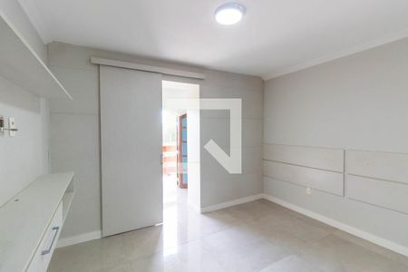 Casa à venda com 300m², 3 quartos e 4 vagas Casa à venda com 300m², 3 quartos e 4 vagasSuíte 1