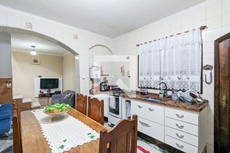 Casa à venda com 149m², 5 quartos e 2 vagas Casa à venda com 149m², 5 quartos e 2 vagasCozinha