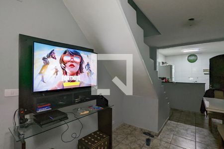 Casa à venda com 149m², 5 quartos e 2 vagas Casa à venda com 149m², 5 quartos e 2 vagasSala