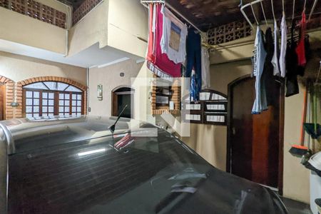 Casa à venda com 149m², 5 quartos e 2 vagas Casa à venda com 149m², 5 quartos e 2 vagasGaragem