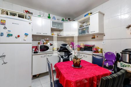 Casa à venda com 60m², 2 quartos e 2 vagasCozinha